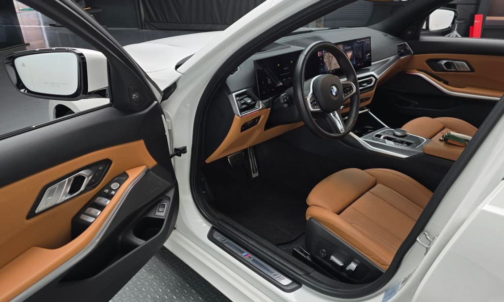 BMW 3-Series 320i M Sport, 2024