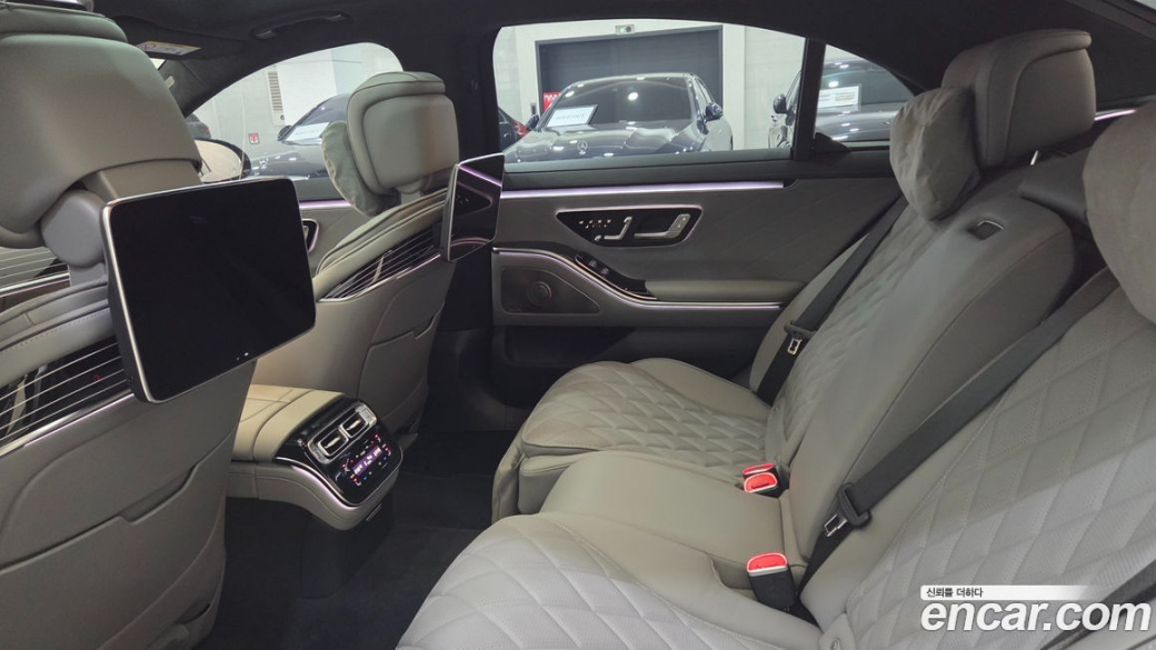 Mercedes-Benz S-Class S580L 4MATIC, 2025