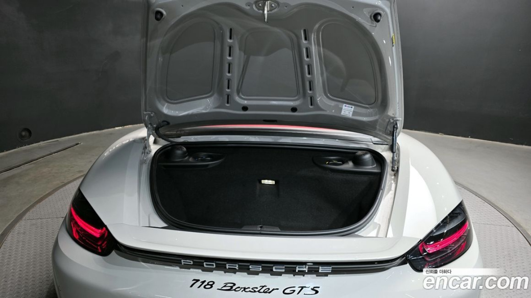 Porsche 718 4.0 GTS, 2024