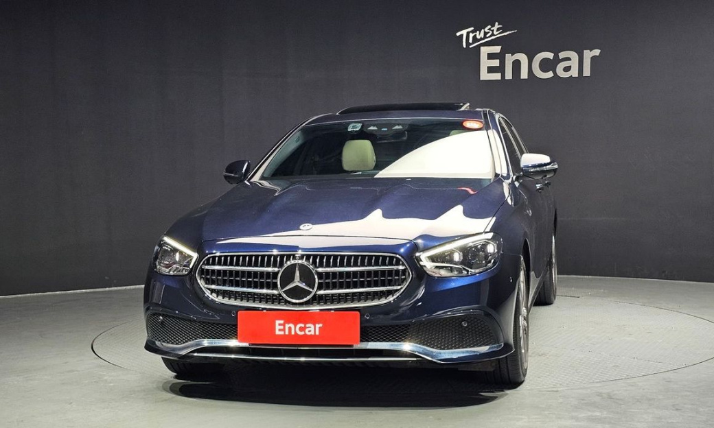 Mercedes-Benz E-Class E350 4MATIC Avantgarde, 2022