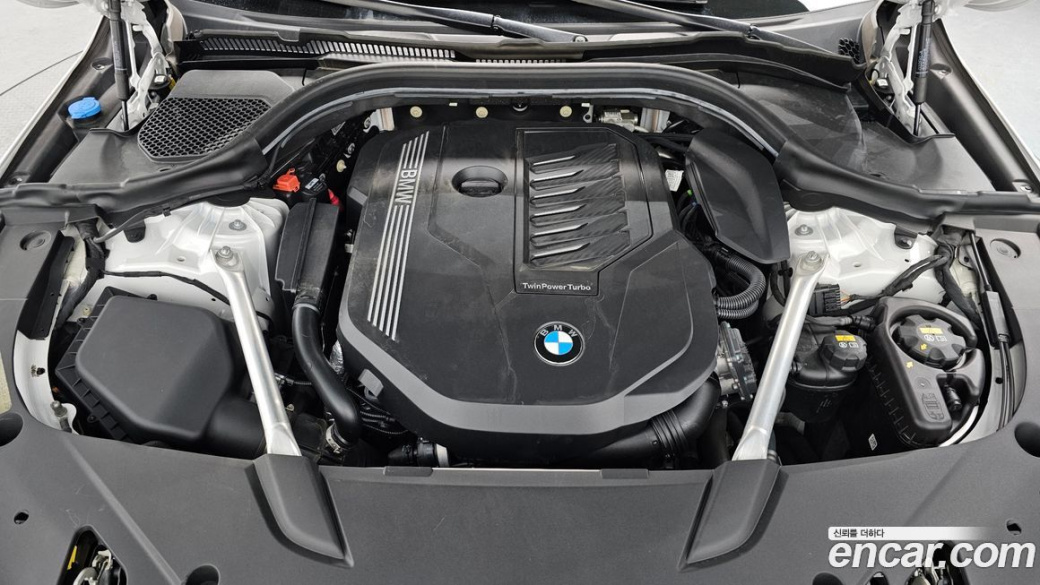 BMW Gran Turismo 630i xDrive Luxury, 2022