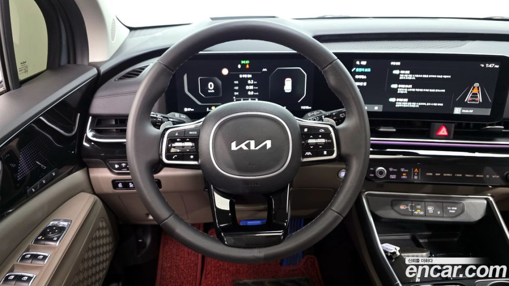 Kia Carnival 9-Seater Signature, 2024