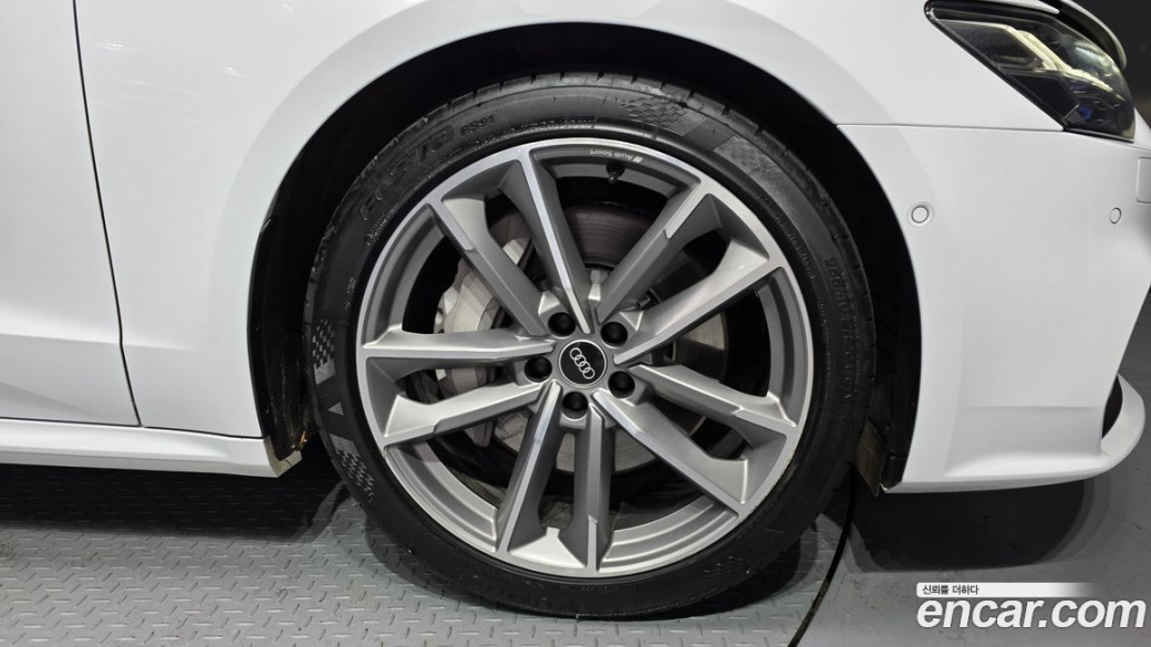 Audi A7 55 TFSI Quattro Premium, 2022
