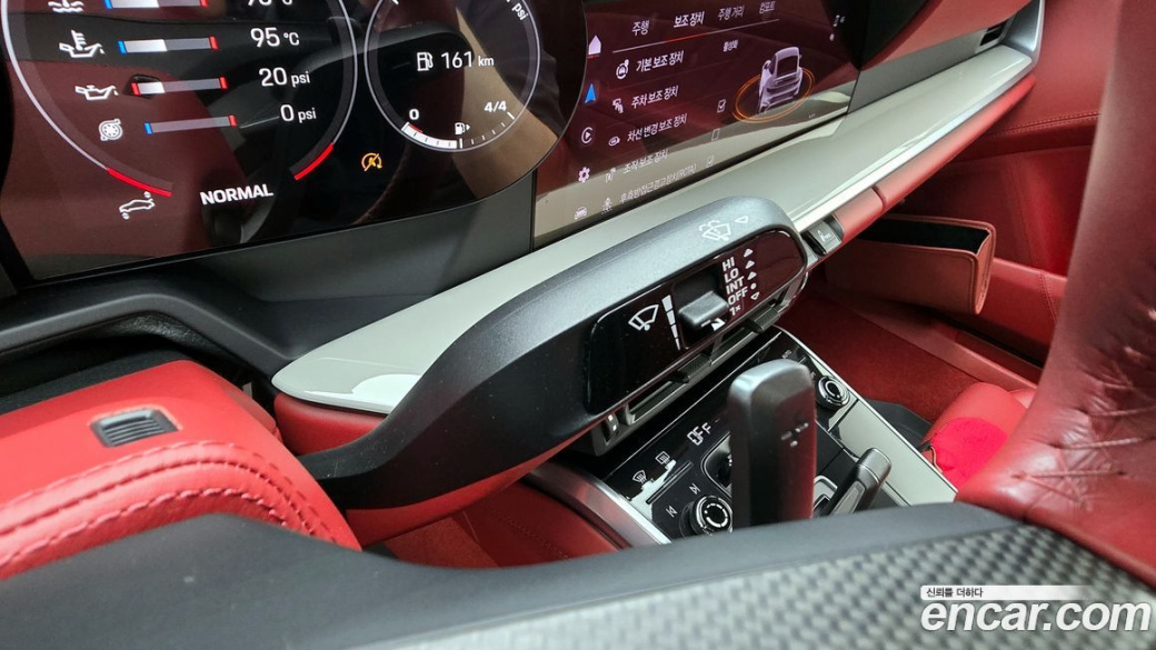 Porsche 911 Turbo S, 2022