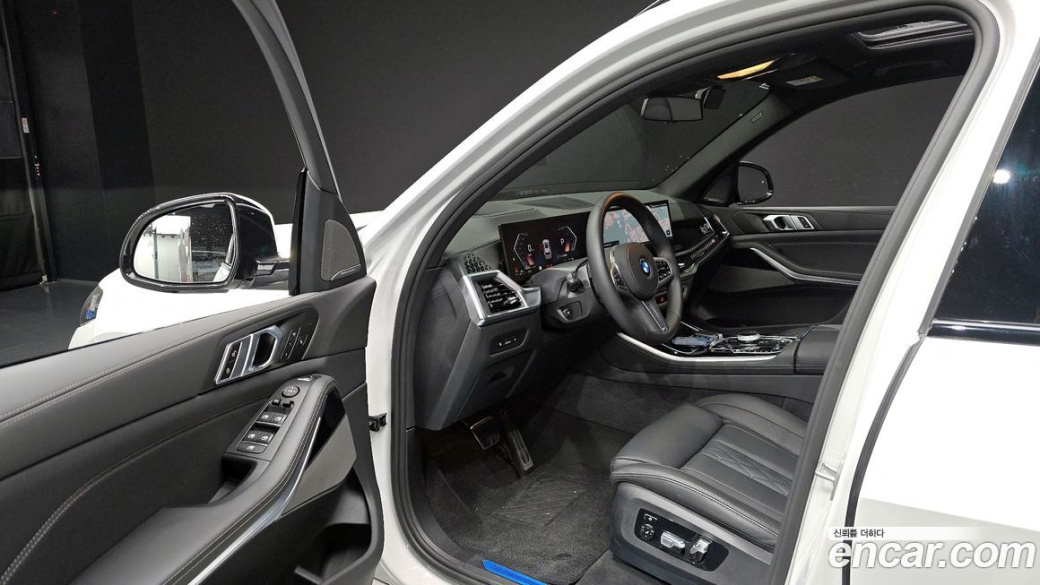 BMW X5 xDrive 40i M Sport, 2025