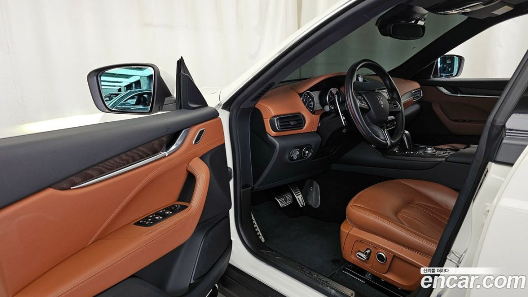 Maserati Levante 2.0 GT AWD, 2022