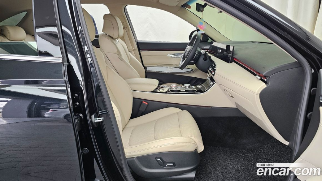 Genesis GV70 2.5T Gasoline 2WD, 2025