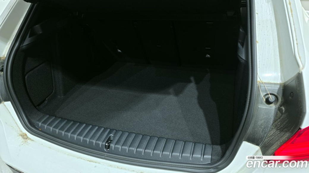 BMW 1-Series 120i M Sports, 2023
