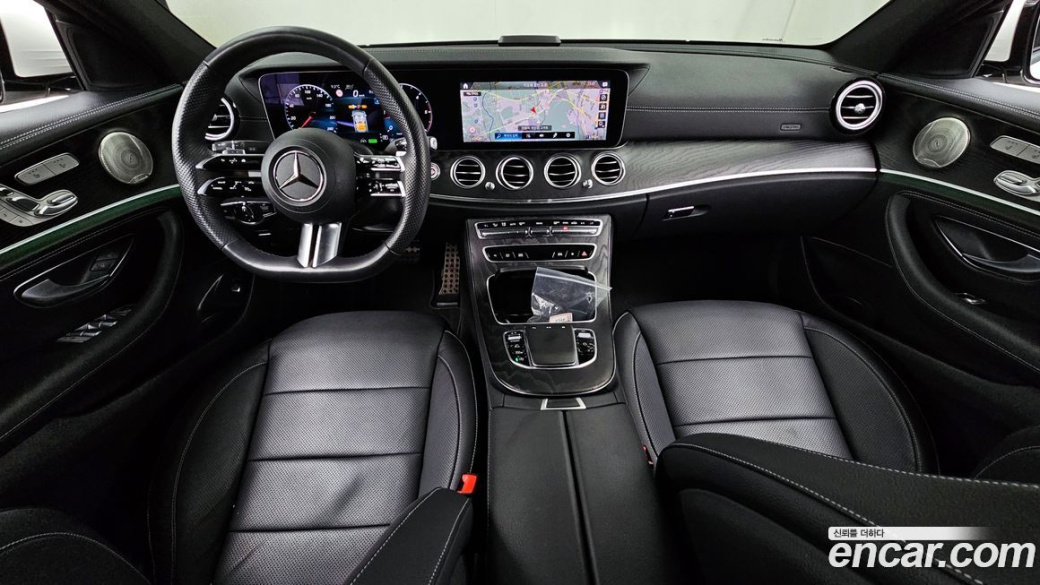 Mercedes-Benz E-Class E220d 4MATIC AMG Line, 2023
