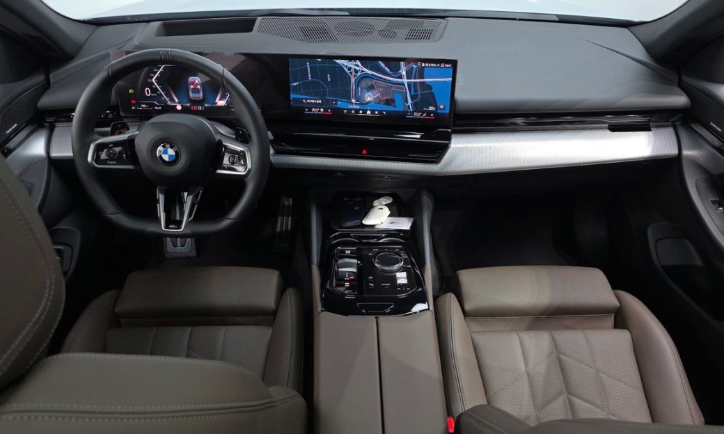 BMW 5-Series 520i M Sport, 2024