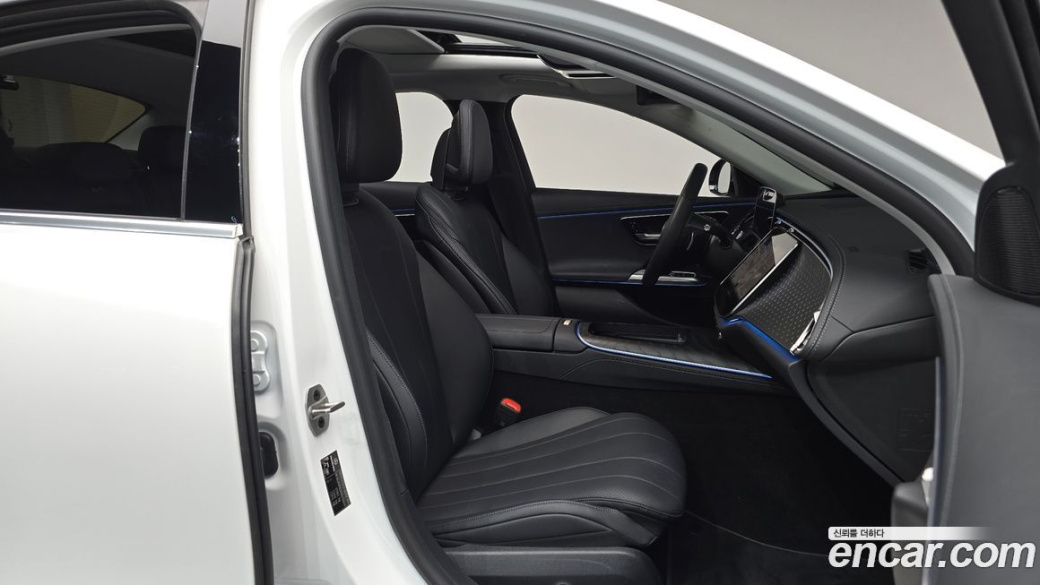 Mercedes-Benz E-Class E220d 4MATIC Exclusive, 2024