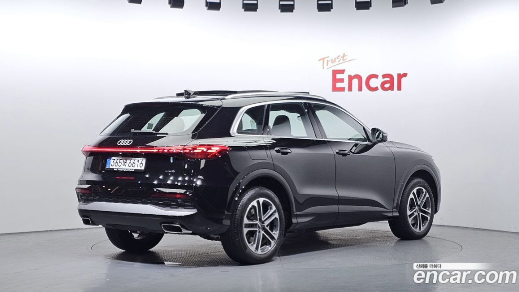 Audi Q5 40 TFSI Quiattro Advanced, 2025