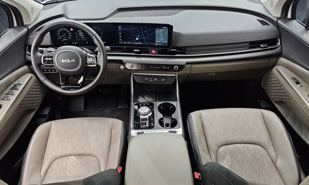 Kia Carnival 9-Seater Noblesse, 2024