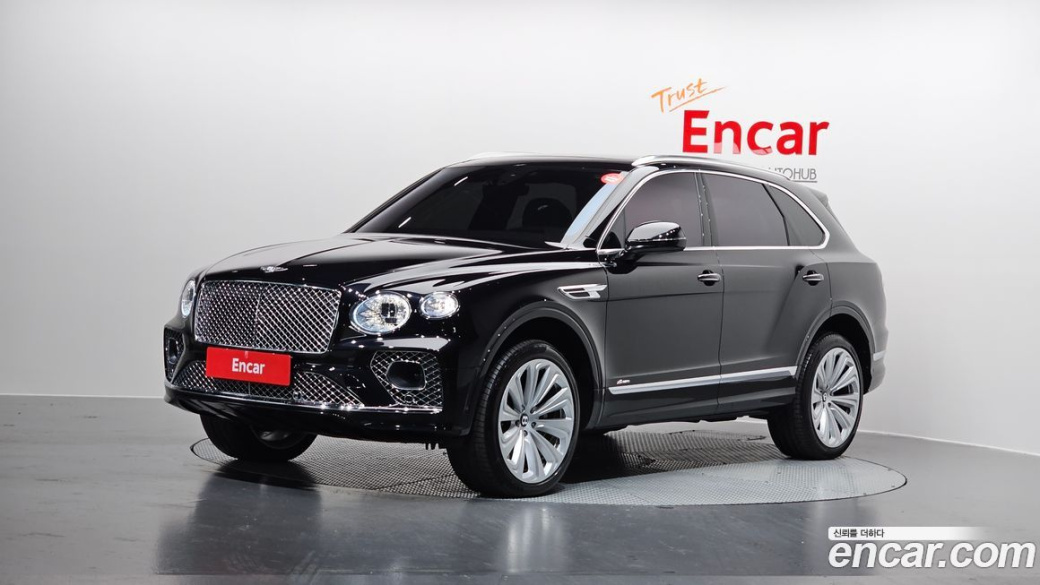 Bentley Bentayga 4.0 V8 Azure, 2023