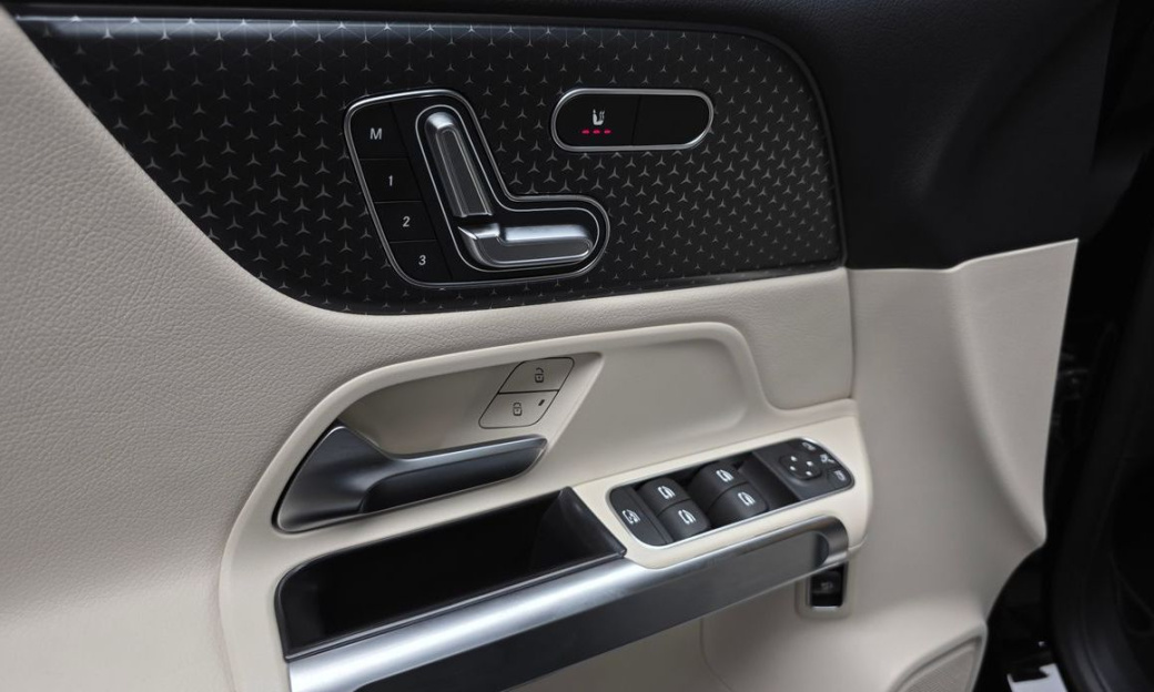 Mercedes-Benz GLB-Class GLB200 d, 2024