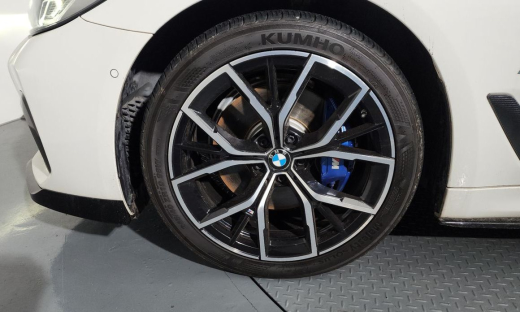 BMW 5-Series 530i M Sport Package, 2022