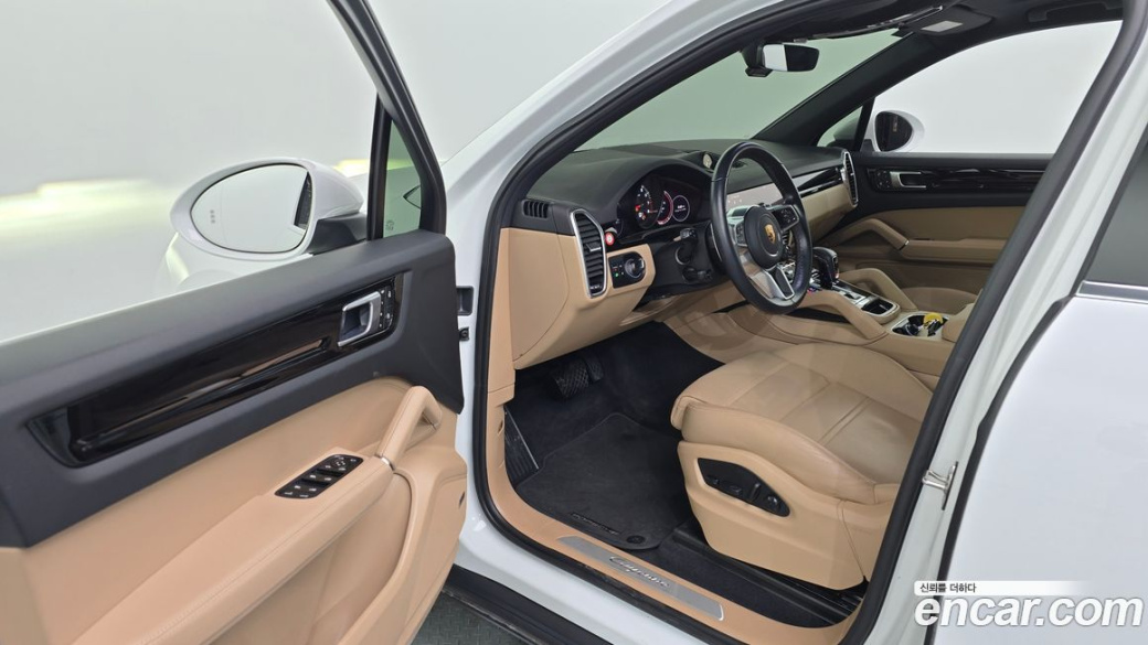 Porsche Cayenne 3.0, 2022