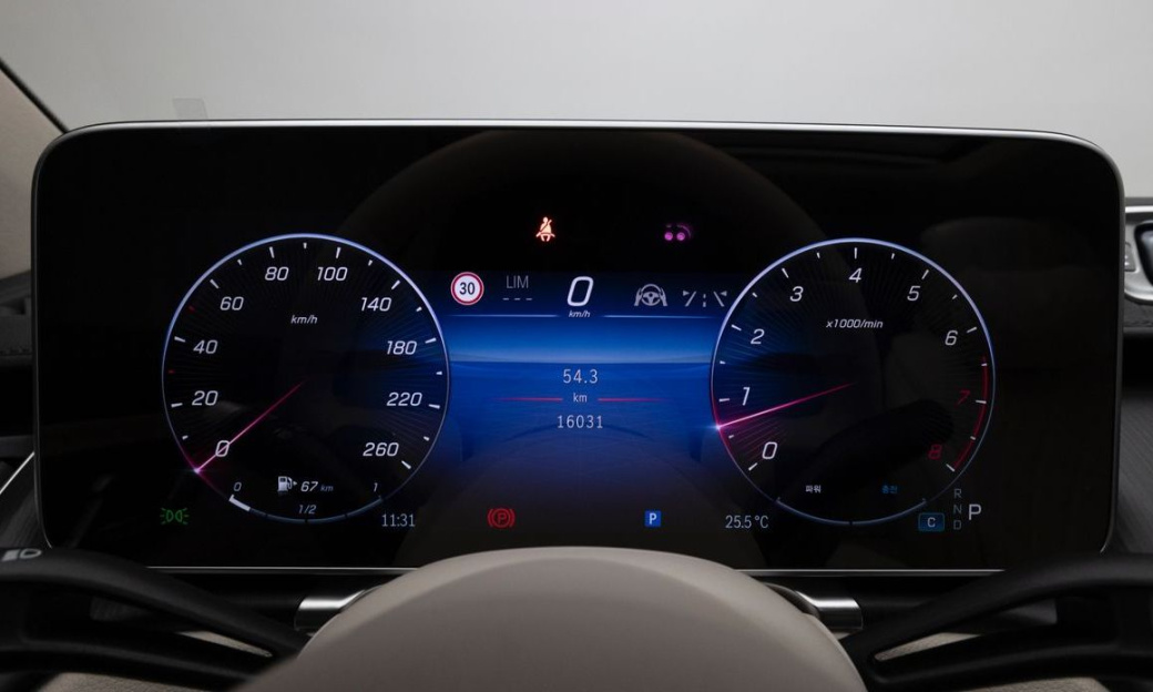 Mercedes-Benz S-Class S450L 4MATIC, 2025