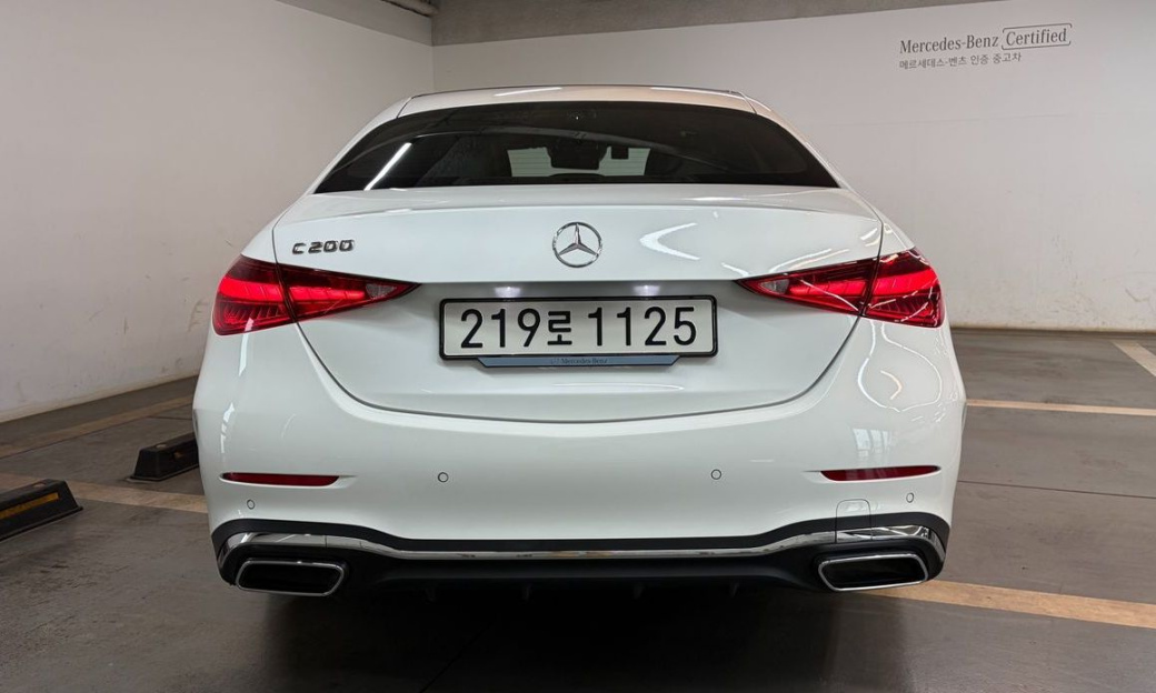 Mercedes-Benz C-Class C200 AMG Line, 2025