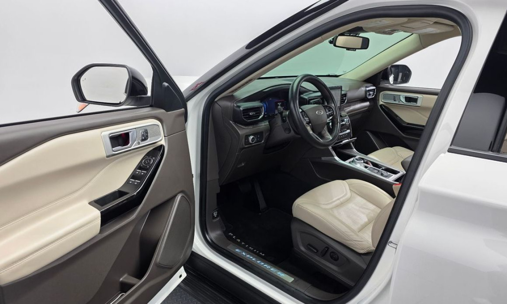 Ford Explorer 3.0 Platinum 4WD, 2022