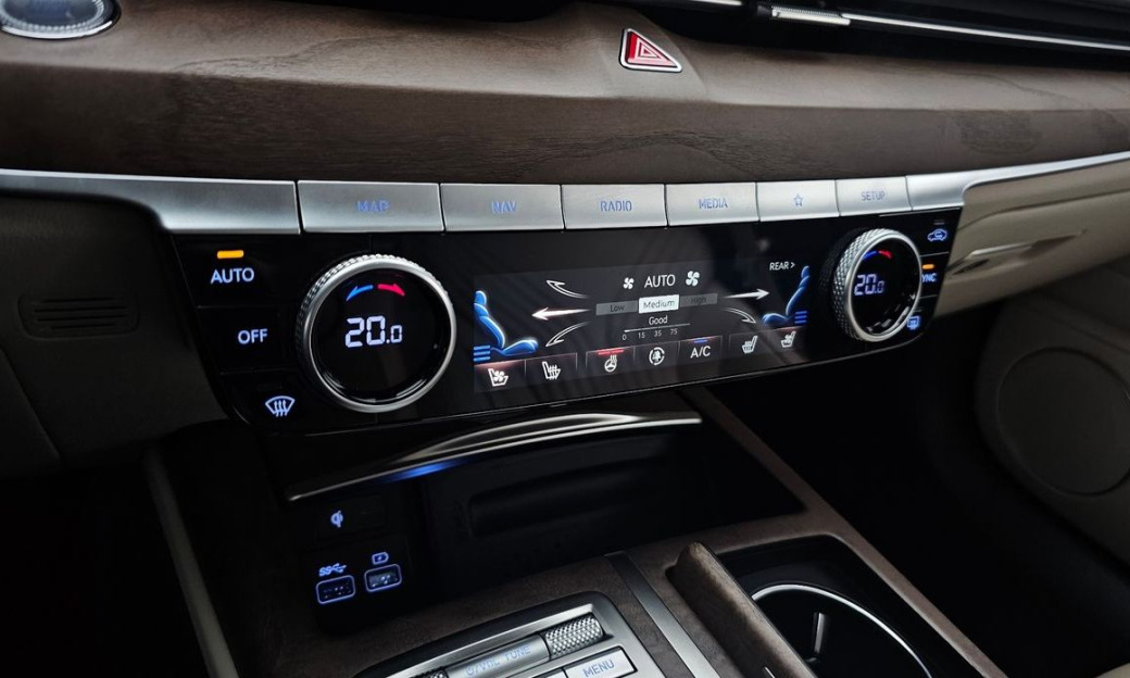 Genesis G80 Gasoline 2.5 Turbo AWD, 2024