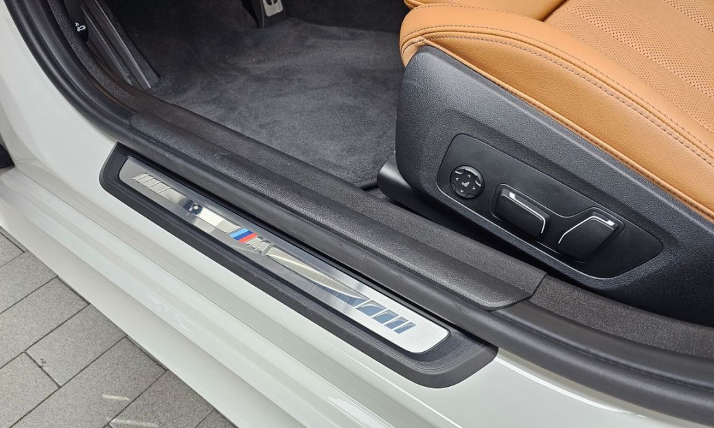 BMW 3-Series 320i M Sport, 2026