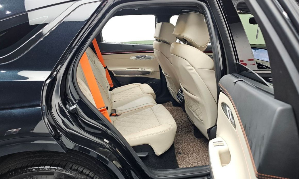 Genesis GV70 2.5T Gasoline AWD, 2025