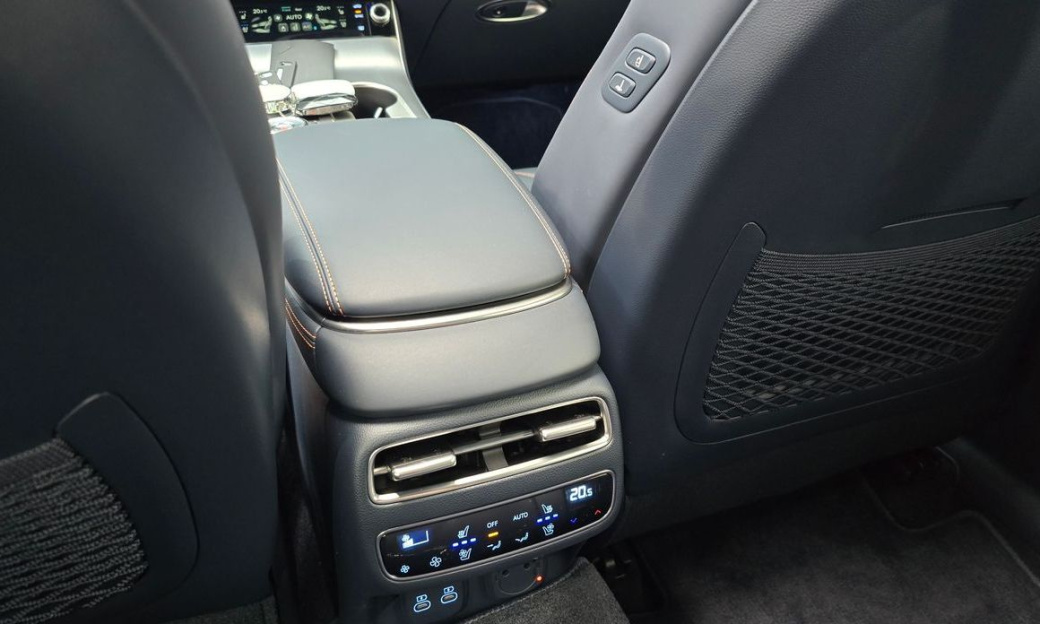 Genesis GV70 2.5T Gasoline 2WD, 2026