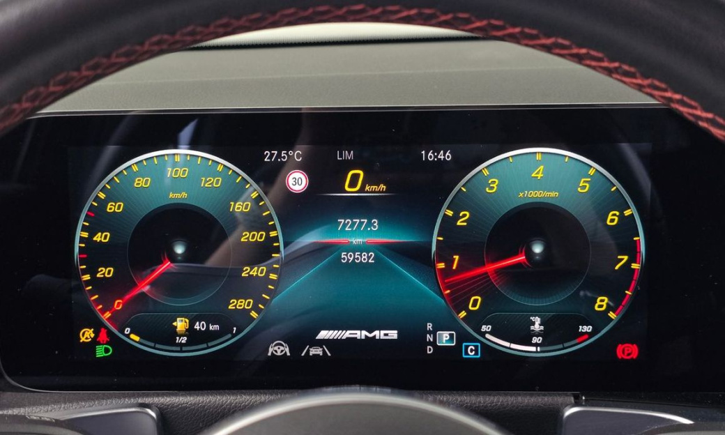 Mercedes-Benz GLB-Class AMG GLB35 4MATIC, 2021