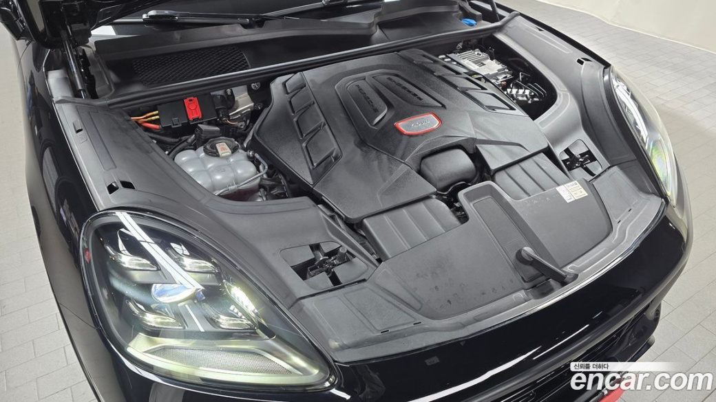 Porsche Cayenne 4.0 Turbo Coupe, 2023