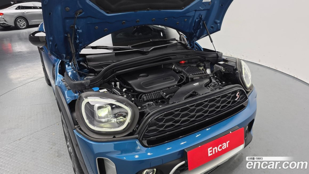 Mini Countryman ALL4 Classic Launch Pack, 2023
