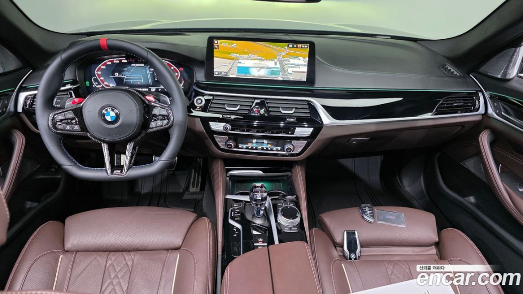 BMW 5-Series M550i xDrive, 2023
