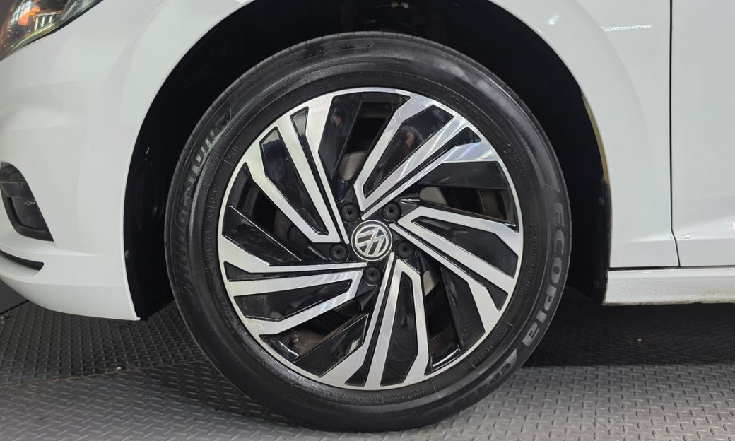 Volkswagen Jetta 1.4 TSI Prestige, 2021