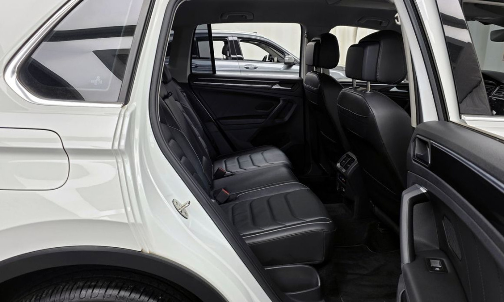Volkswagen Tiguan 2.0 TDI Premium, 2023
