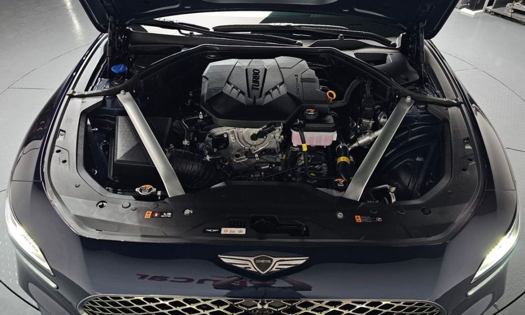 Genesis G70 Gasoline 2.5T 4WD, 2025