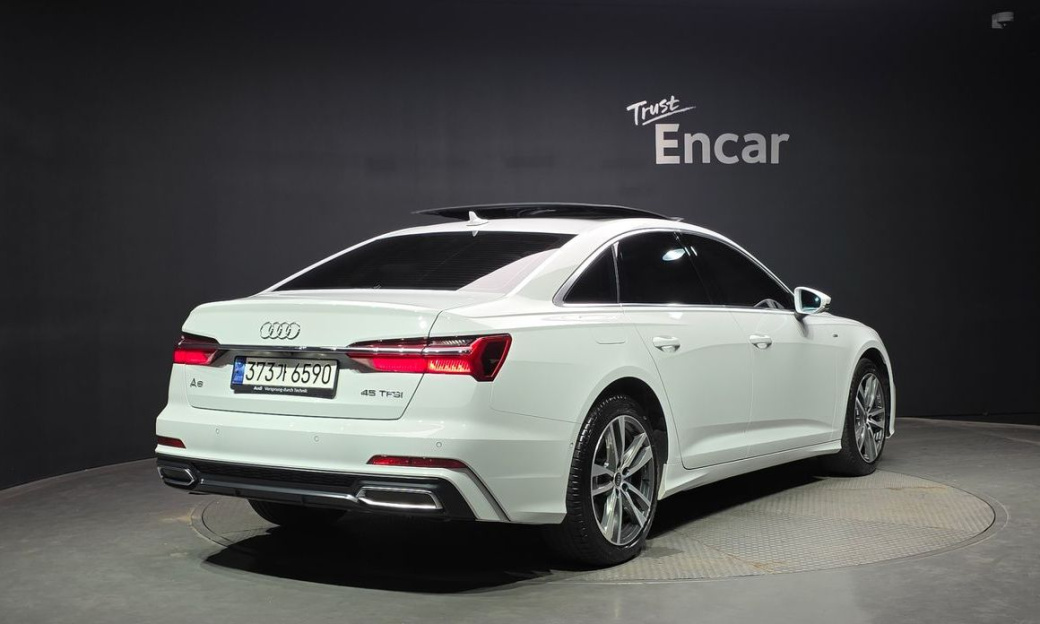 Audi A6 45 TFSI Premium, 2023