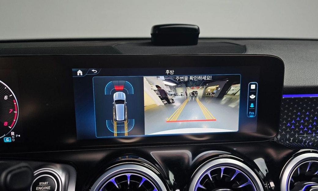 Mercedes-Benz GLB-Class GLB250 4MATIC, 2025