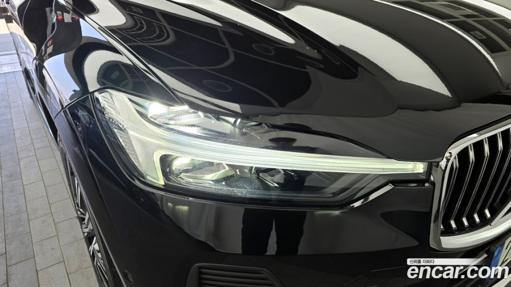 Volvo XC60 B5 Inscription, 2022