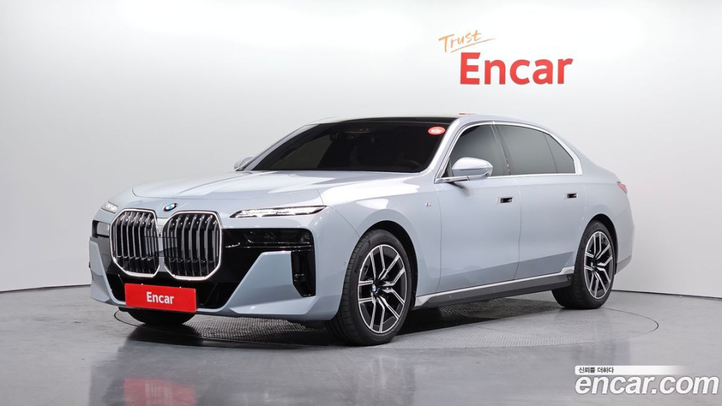 BMW 7-Series 740i xDrive M Sport, 2024