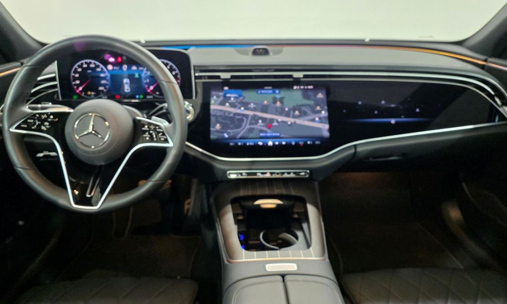 Mercedes-Benz E-Class E450 4MATIC Exclusive, 2025