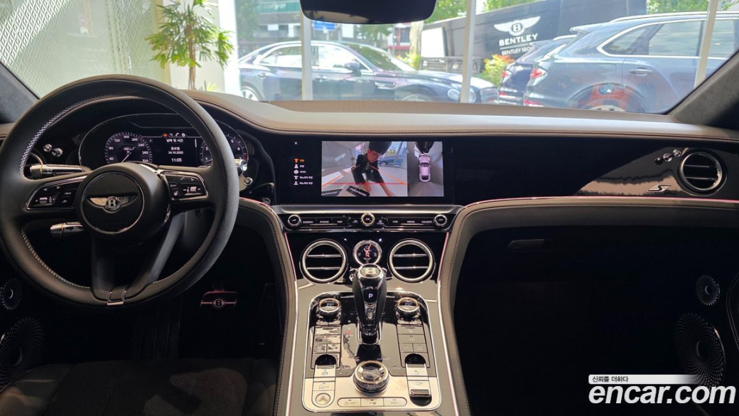 Bentley Continental 4.0 GTS, 2024