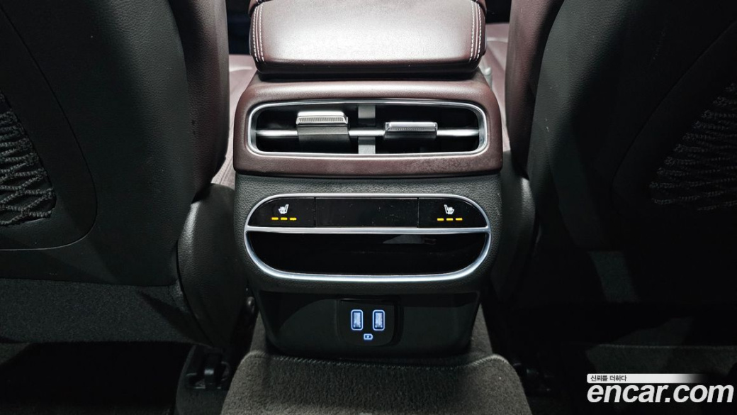 Genesis GV70 2.5T Gasoline 2WD, 2021