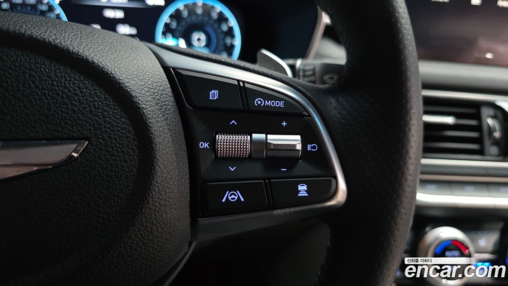 Genesis G70 Gasoline 2.0T 4WD, 2021