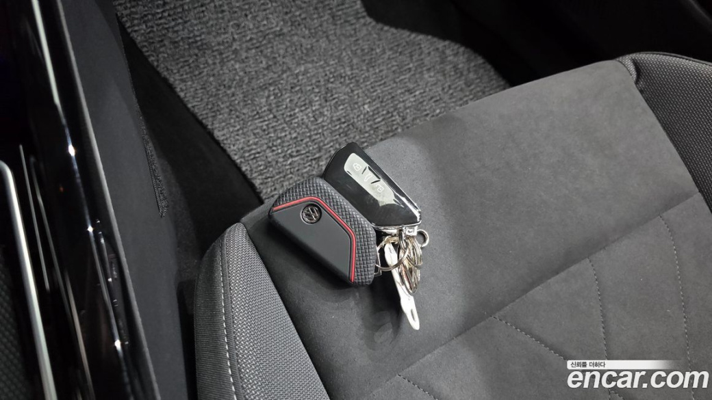 Volkswagen Golf 2.0 TDI Prestige, 2024