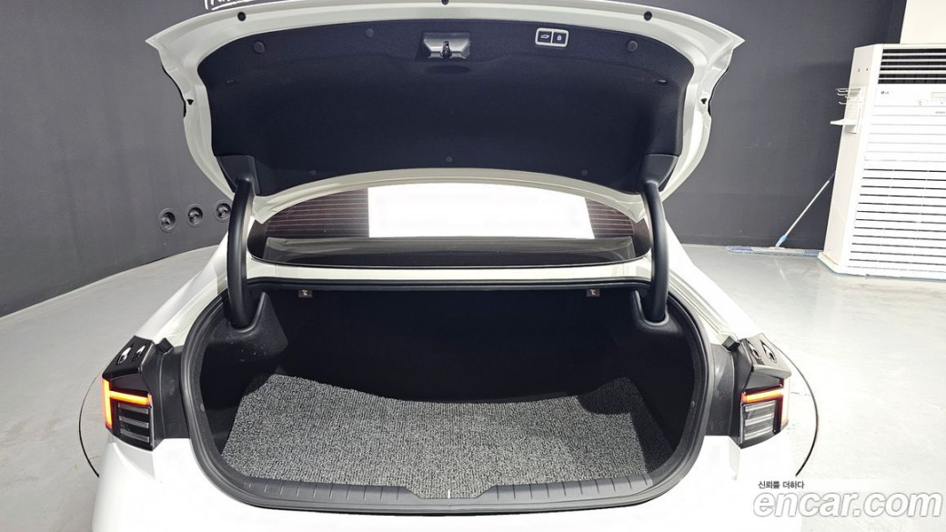 Hyundai Sonata 2.0, 2024
