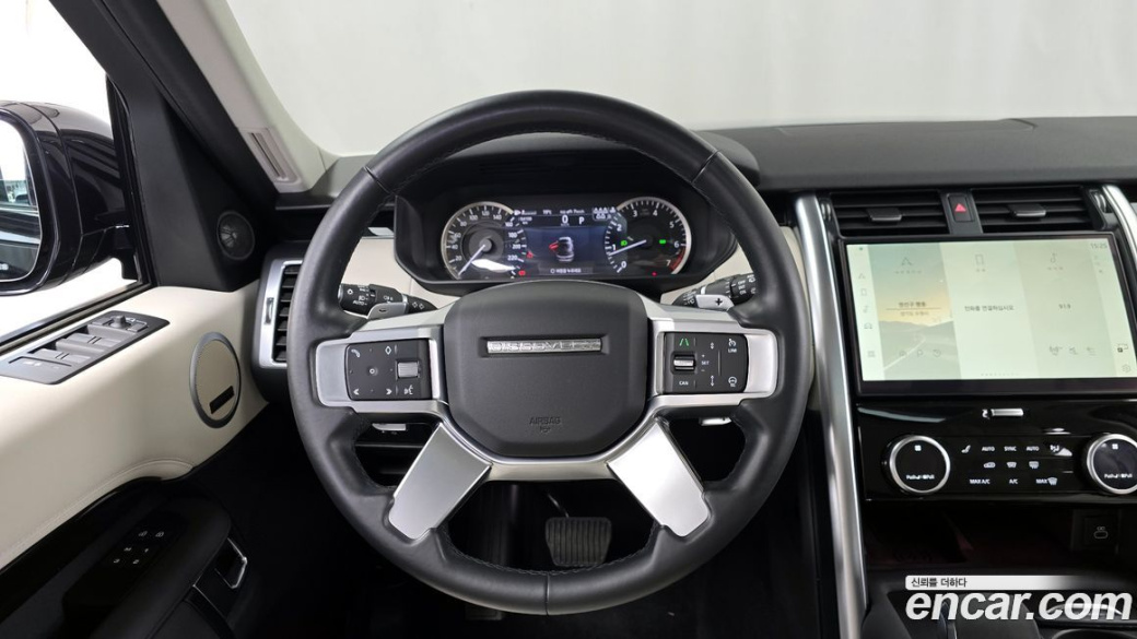 Land Rover Discovery 2.0 P300 SE, 2023