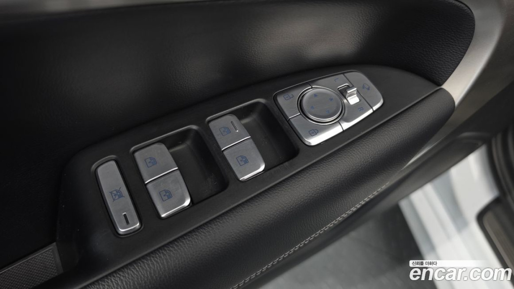 Genesis G70 Gasoline 2.5T 4WD, 2024