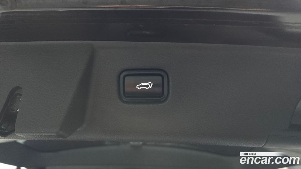 Kia Mohave Diesel 3.0 4WD 6-Seater, 2023