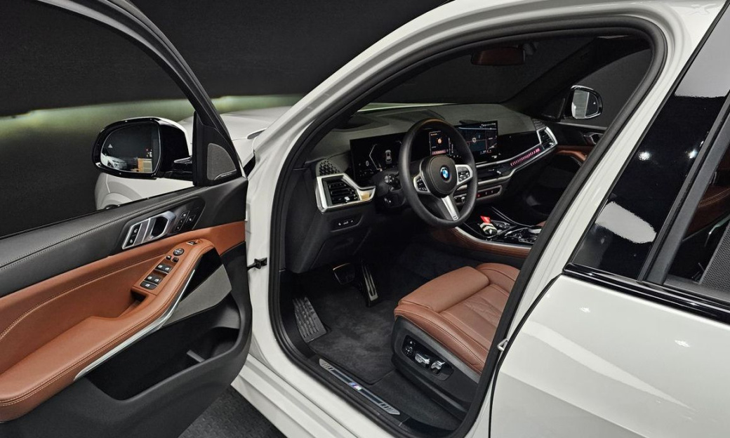 BMW X5 xDrive 40i M Sport, 2025