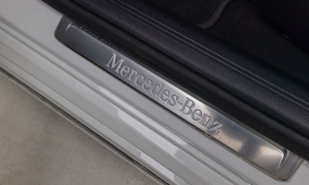 Mercedes-Benz E-Class E450 4MATIC Exclusive, 2025